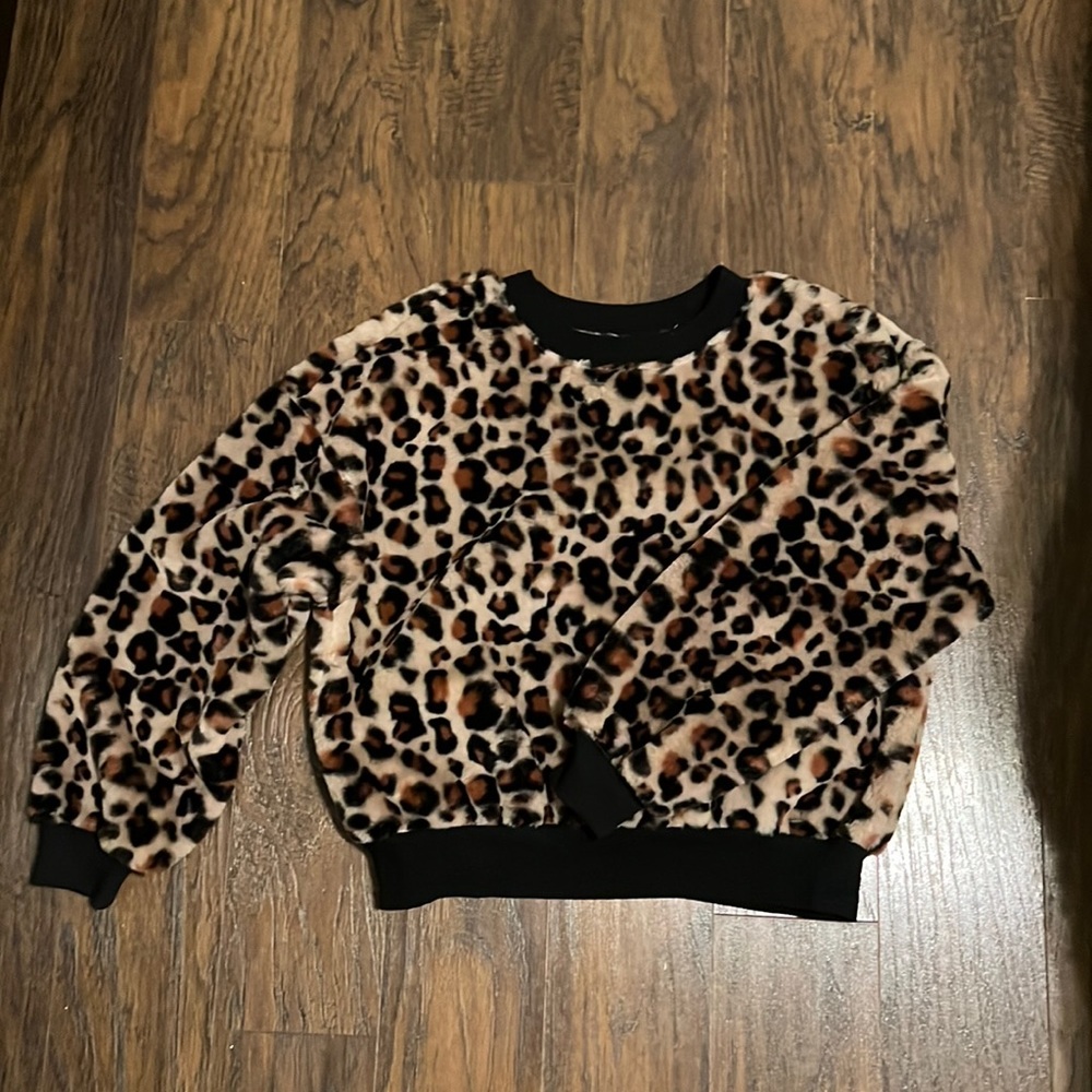 Leopard wild fable pullover.